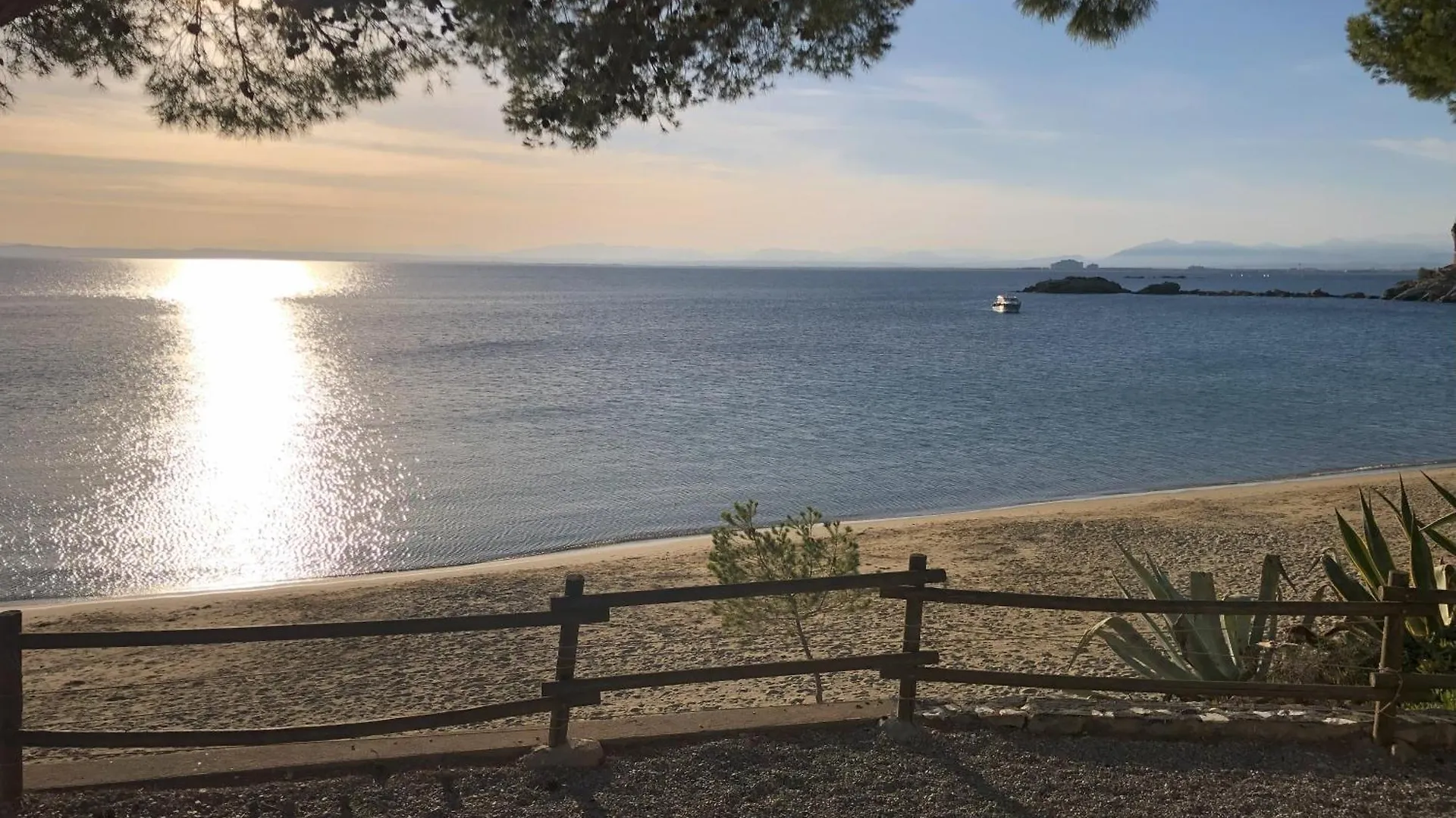 Apartament Veuras El Mar - Madrague Beach Studio 02 Roses
